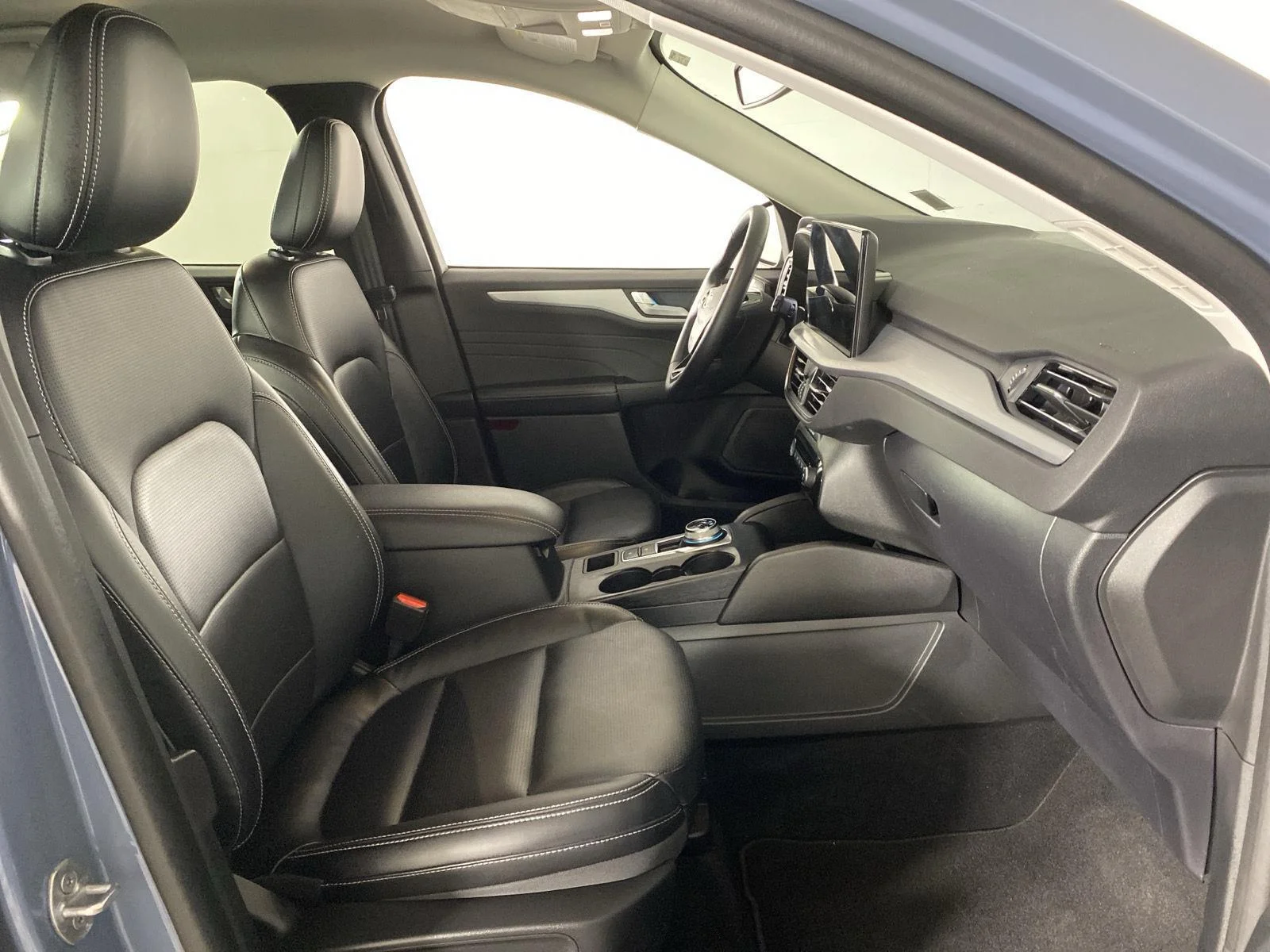 Used 2023 Vapor Blue Ford Platinum image 29