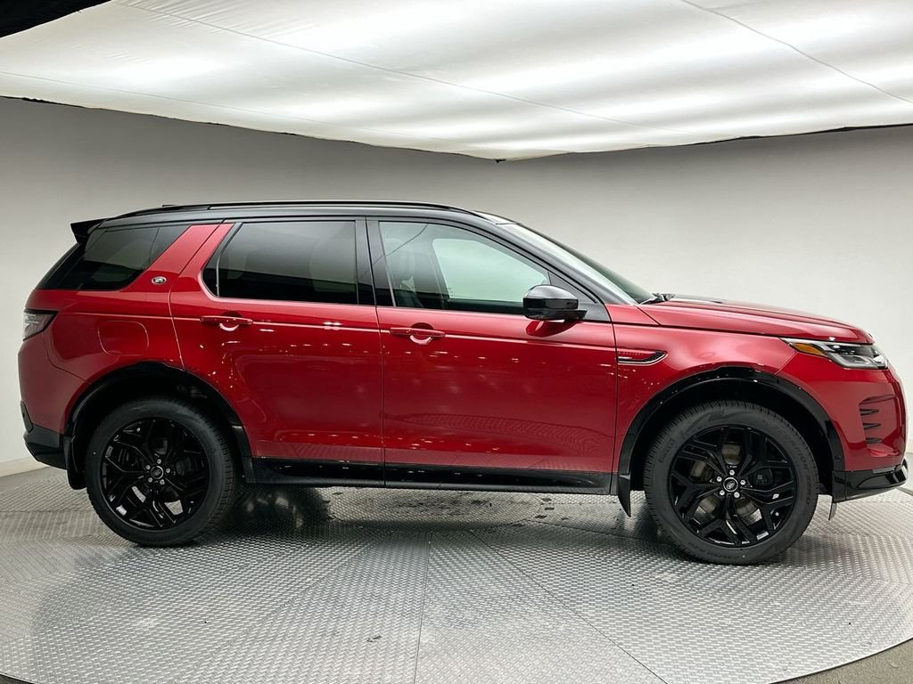New 2026 Firenze Red Metallic Land Rover Landmark image 4