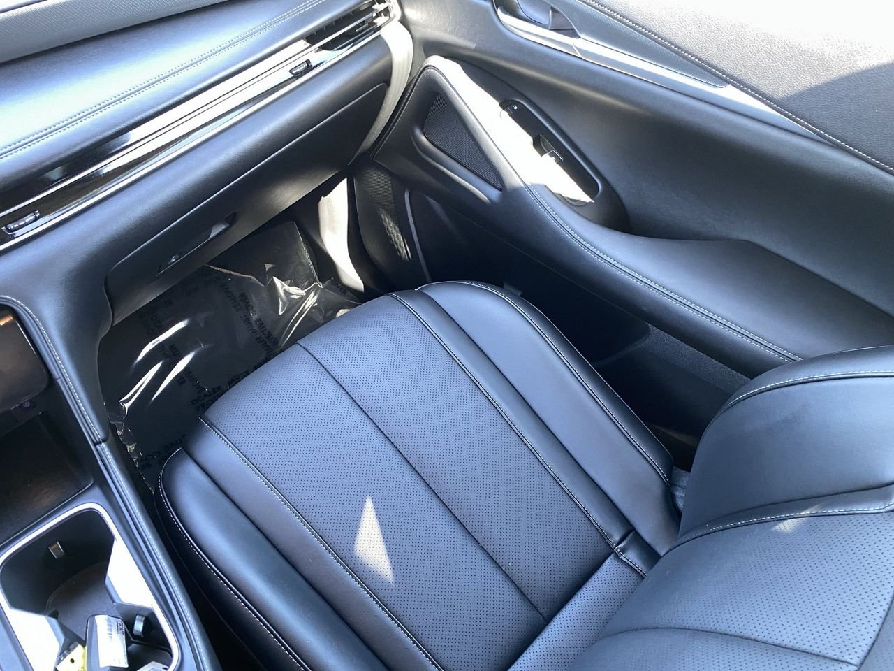 Certified Used 2026 Black Obsidian INFINITI PURE image 18
