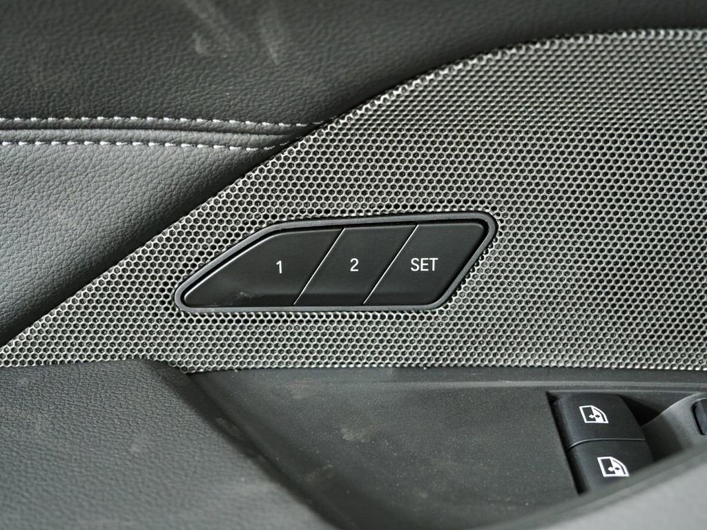 Used 2026 Black Sapphire Metallic BMW 430i xDrive image 31