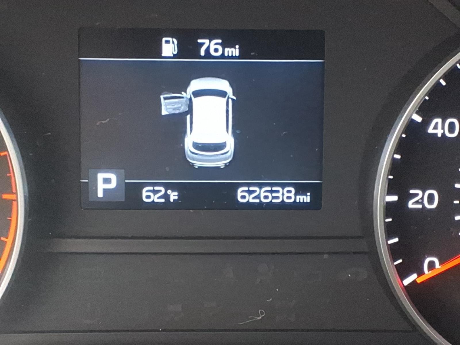 Used 2021 Snow White Pearl Kia LX image 28
