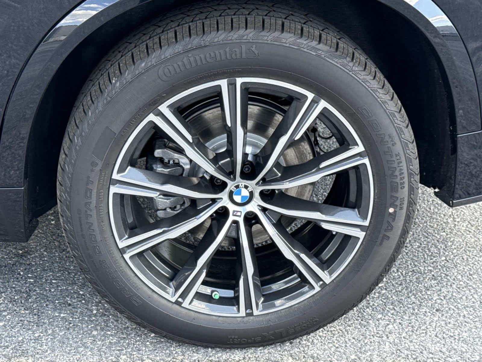 New 2026 Carbon Black Metallic BMW xDrive40i image 12