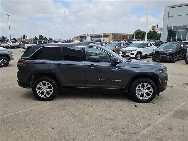 Used 2022 Baltic Gray Metallic Clearcoat Jeep Limited 4x4 image 5