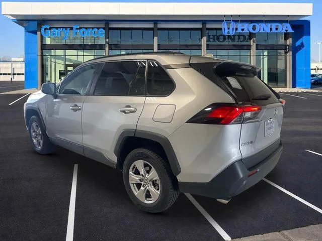 Used 2025 Silver Sky Metallic Toyota XLE image 3