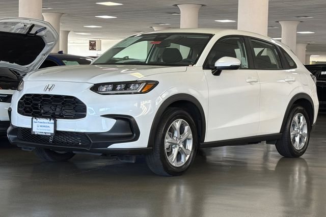 Used 2023 Platinum White Pearl Honda LX image 11