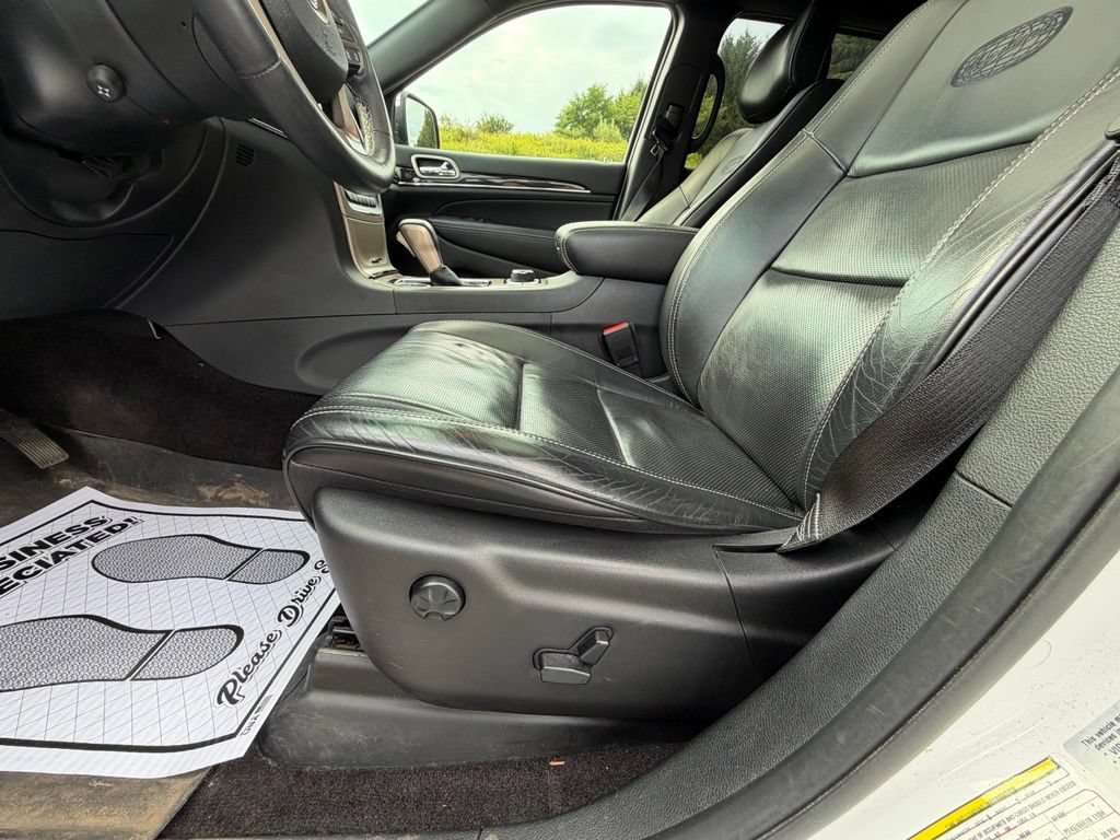 Used 2017 Bright White Clea Jeep Overland image 17
