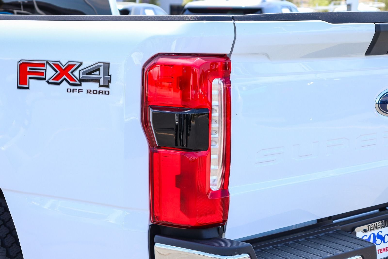 New 2026 Oxford White Ford F-250® XLT image 7