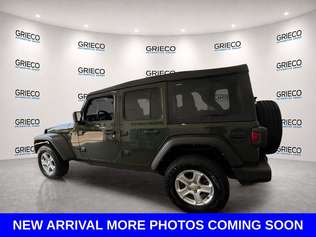 Used 2022 Green Jeep Unlimited Sport S image 5