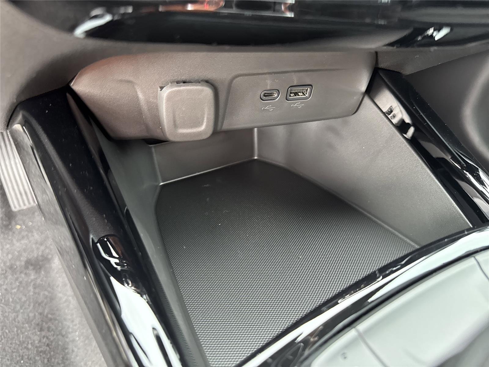 2026 Chevrolet Trax RS - Photo 21