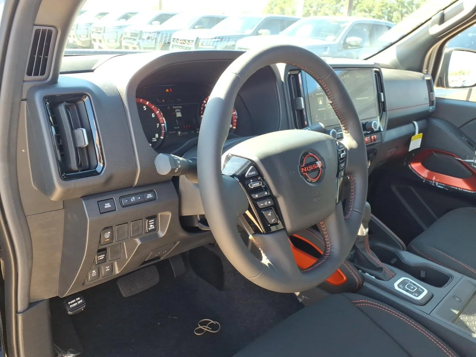 2026 Nissan Frontier Crew Cab PRO-4X® - 10