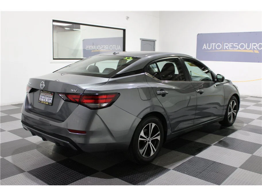 Used 2023 Gun Metallic Nissan SV image 4