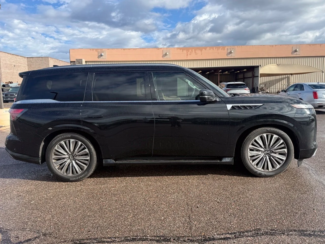 Certified Used 2025 Mineral Black INFINITI Sensory image 4