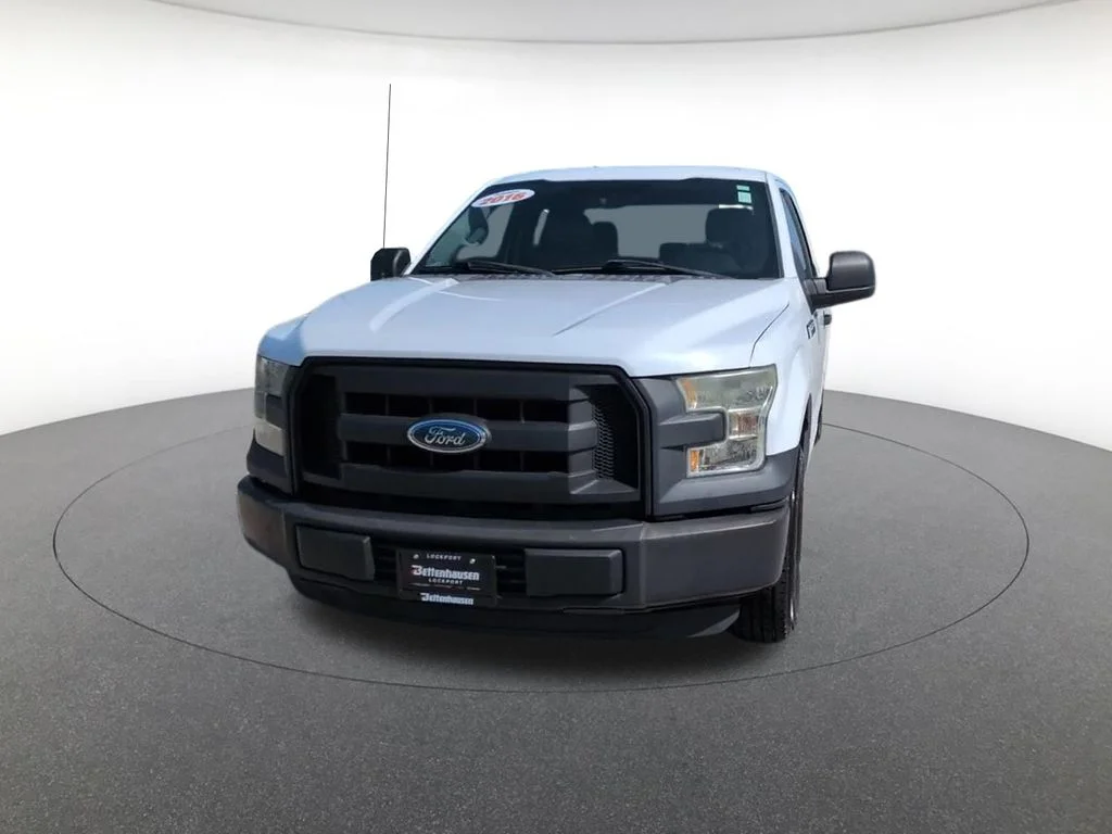 Used 2016 White Ford XL image 12
