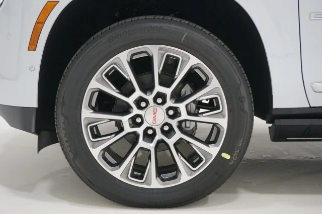 New 2026 Glacier White Tricoat GMC Denali image 12
