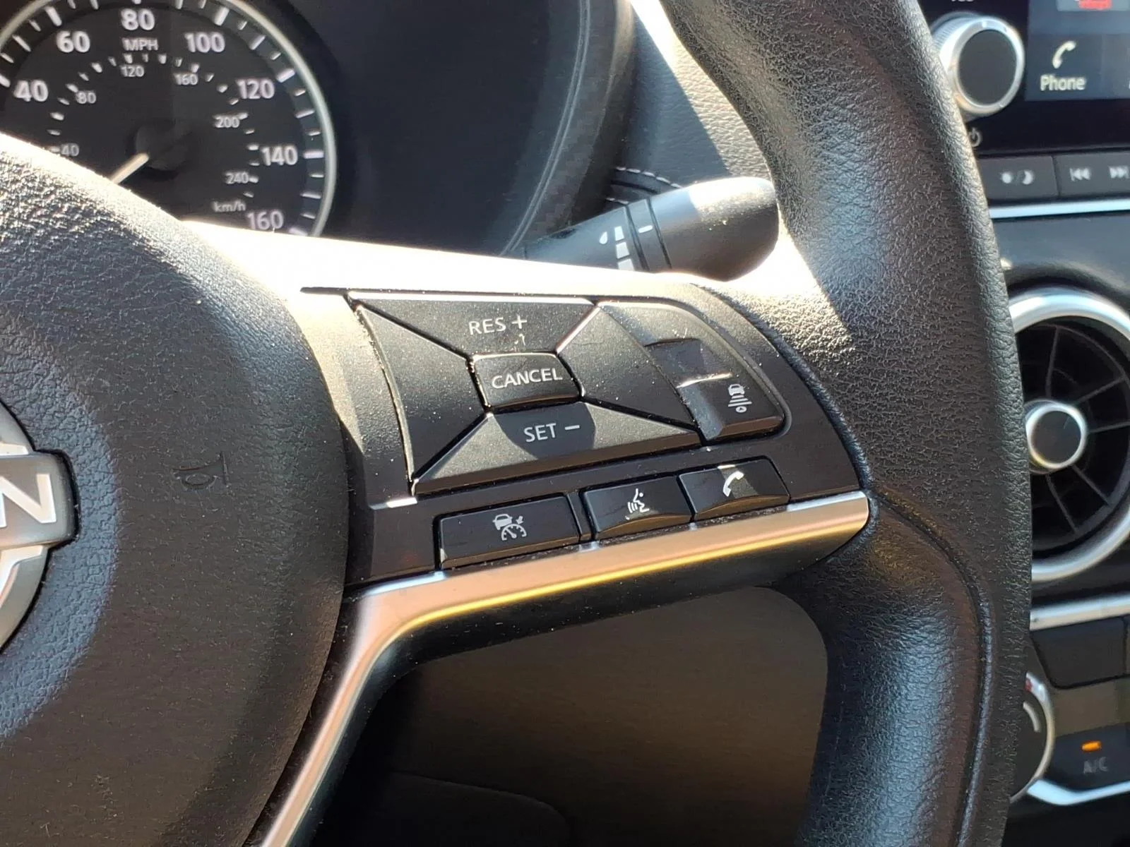 Used 2025  NISSAN SV image 24