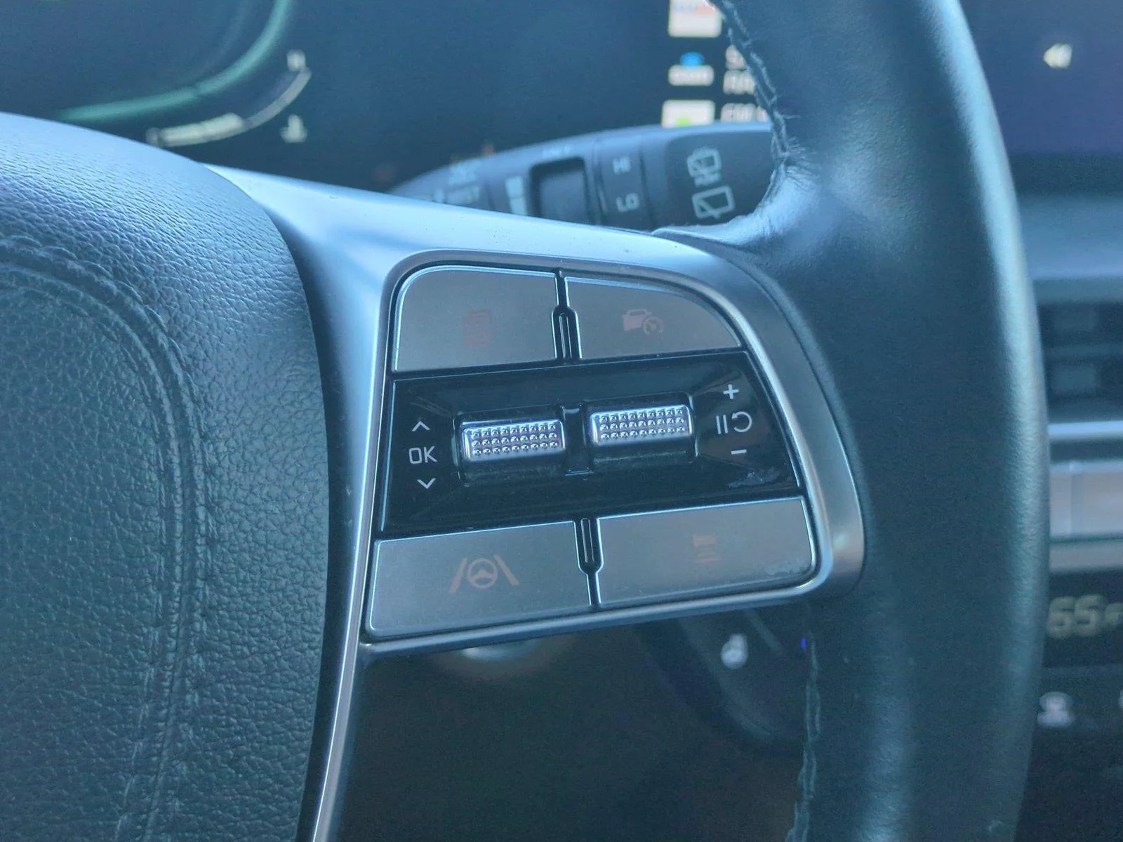 Used 2024 Ebony Black Kia EX X-Line image 20