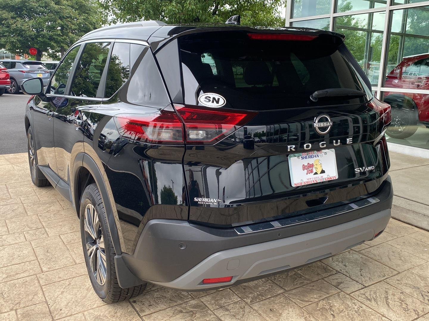 Certified Used 2023 Super Black Nissan SV image 5