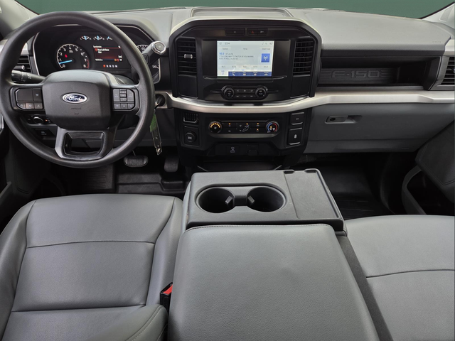 Used 2022 White Ford XL image 9