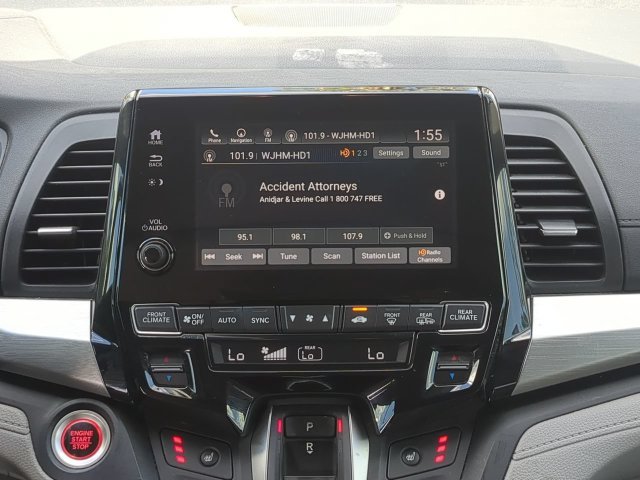Used 2018 Silver Honda EX-L image 21