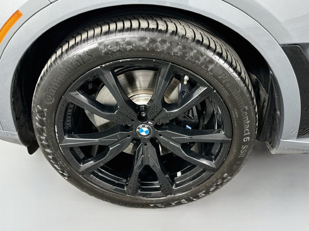 Used 2023 Skyscraper Grey Metallic BMW xDrive40i image 33