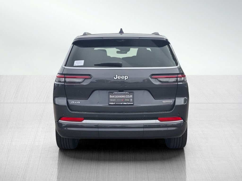 New 2026 Baltic Gray Metallic Clear-Coat Exterior Paint Jeep Summit image 5