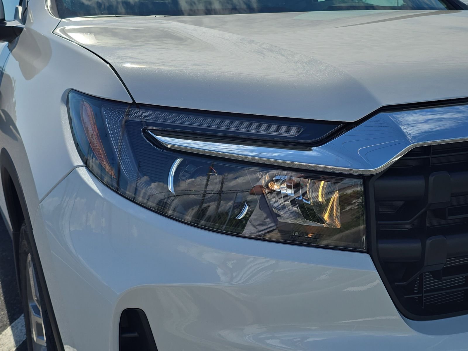 New 2026 Platinum White Pearl Honda RTL image 8