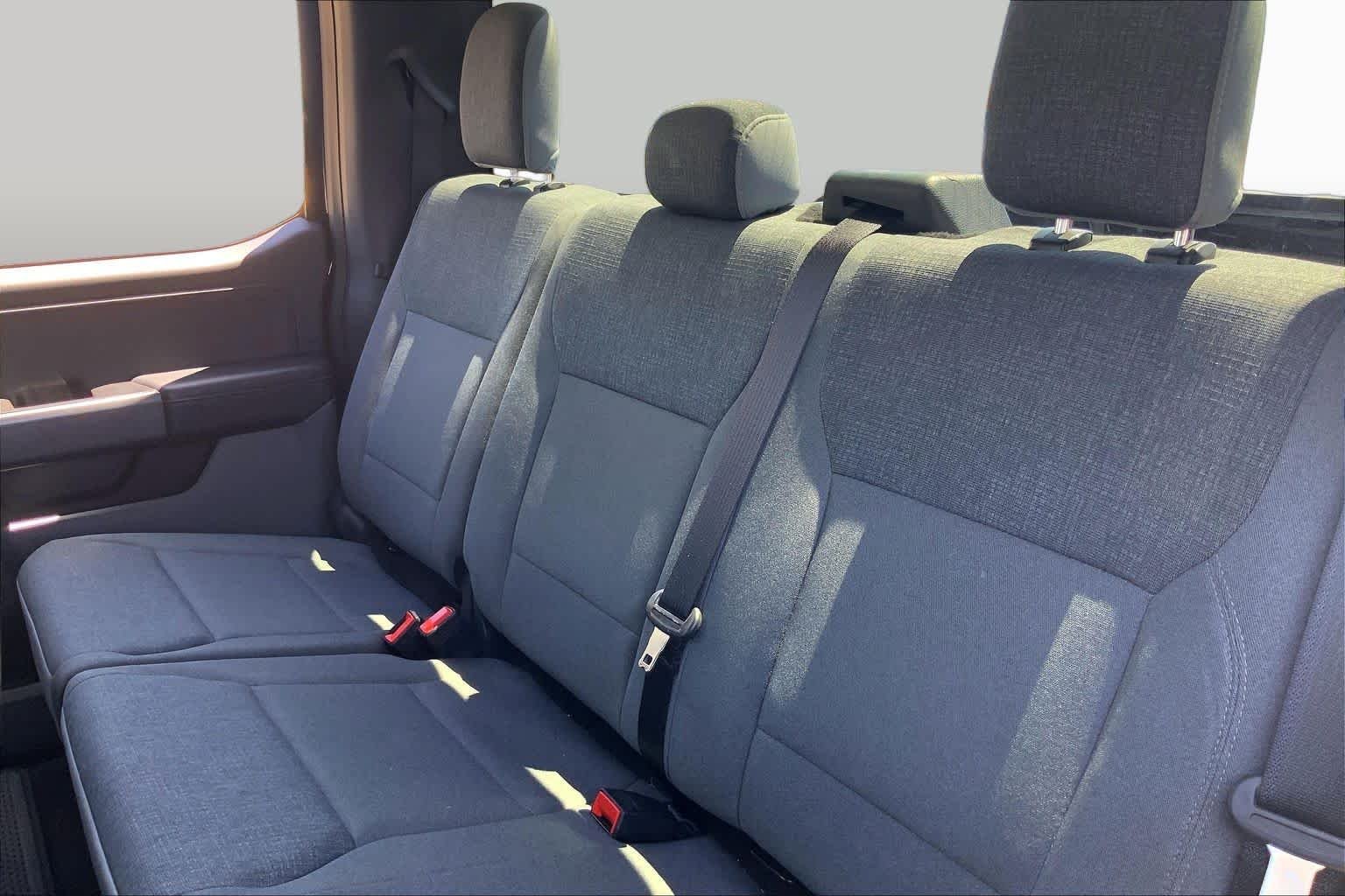Used 2024 Agate Black Metallic Ford XLT image 21