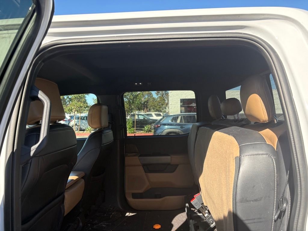 Used 2021 Oxford White Ford Lariat image 13