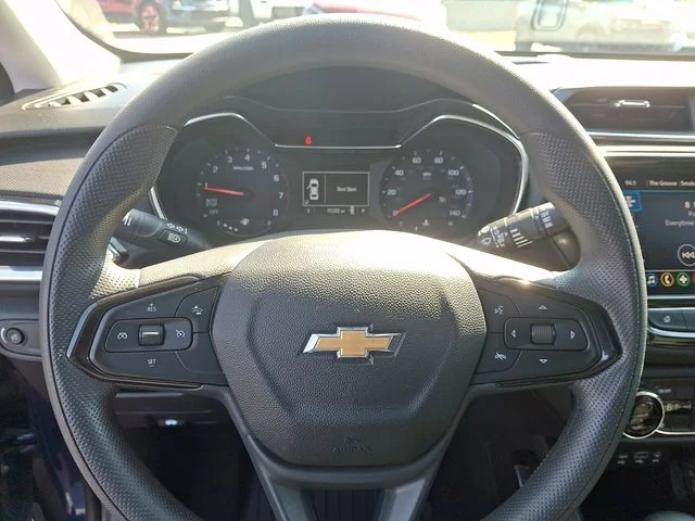 Used 2021 Blue Chevrolet LT image 18