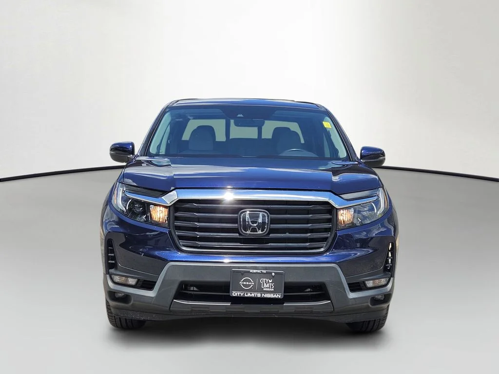 Used 2023  Honda RTL image 2