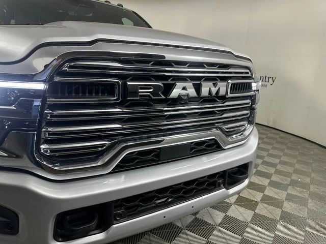 New 2026 Silver-Zynith Exterior Paint RAM Laramie image 5