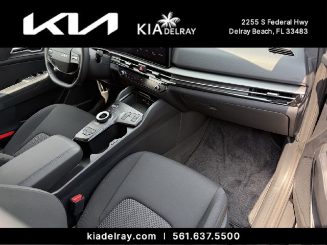 New 2027 Fusion Black Kia S image 10