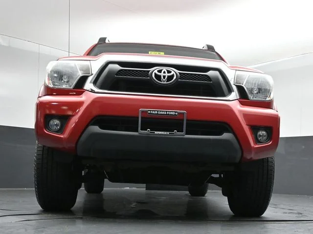 Used 2013 Red Toyota Base image 42