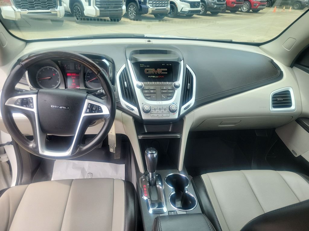 Used 2017 White GMC Denali image 19
