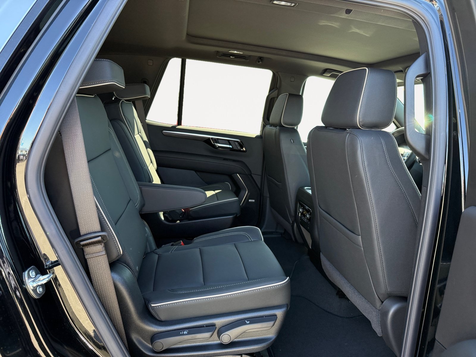New 2026 Black Chevrolet Premier image 18