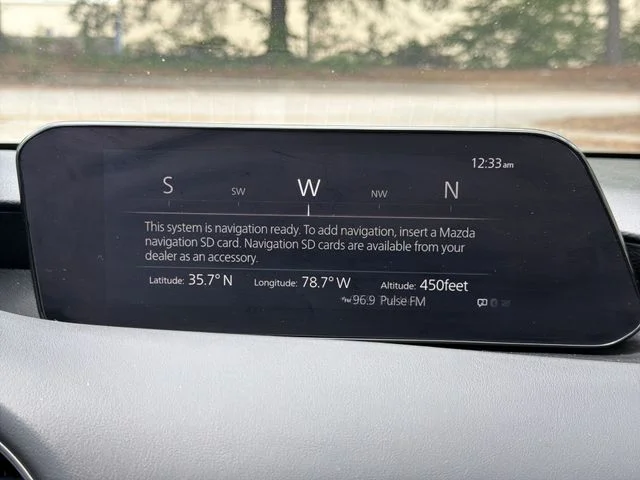 Used 2021 White Mazda Select image 18