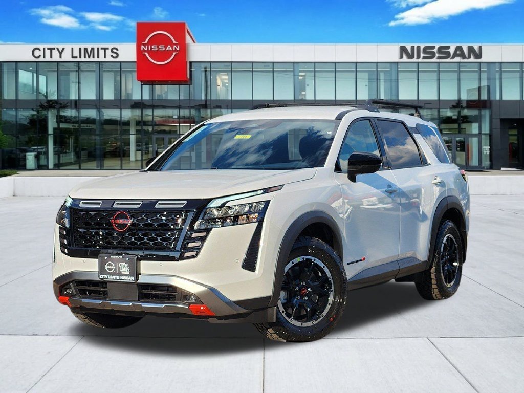 Everest White Pearl TriCoat 2026 Nissan Pathfinder SUV / Crossover All-Wheel Drive
