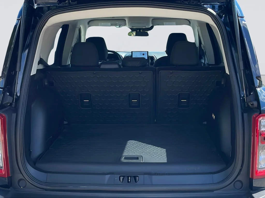 Used 2022 Blue Ford Big Bend image 35