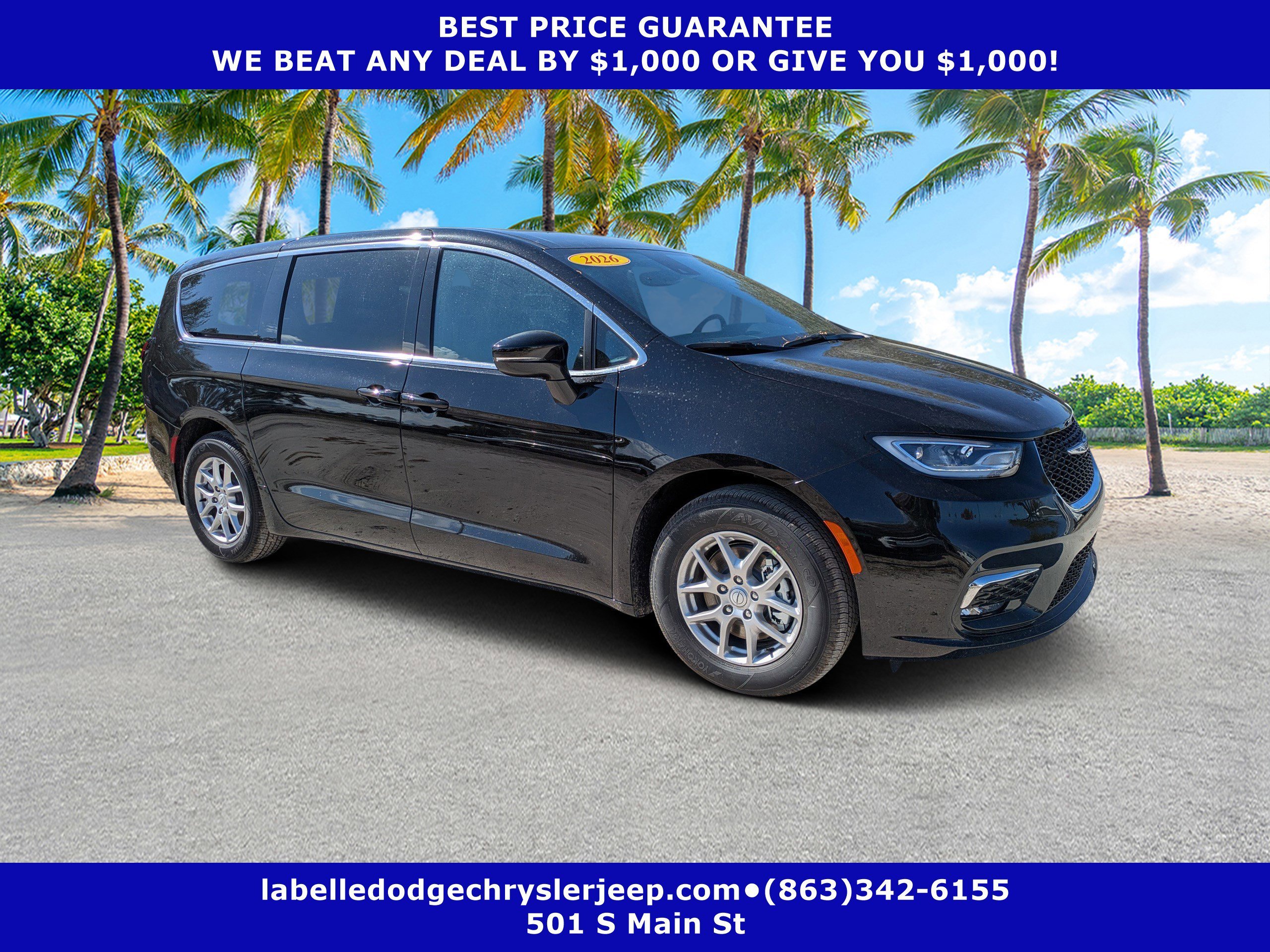 2026 Chrysler Pacifica Select's photo