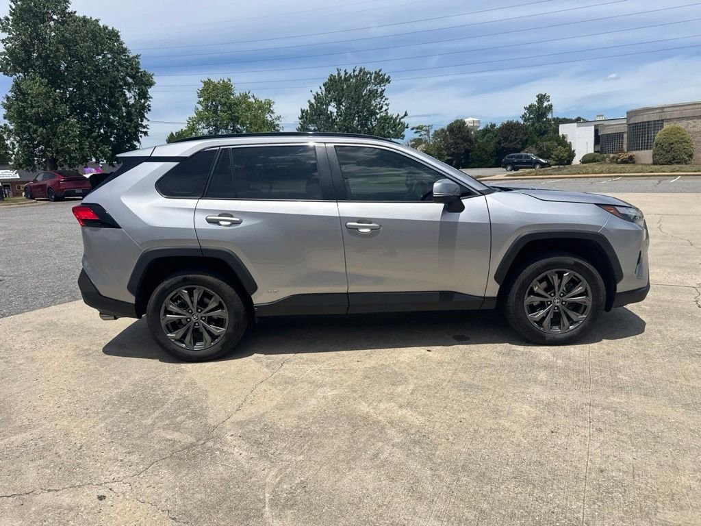 Used 2023 Silver Toyota XLE Premium image 7