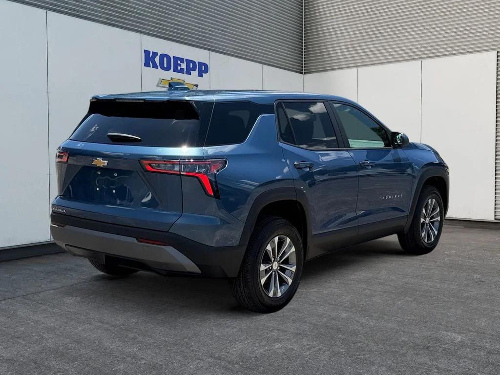 New 2027 Lakeshore Blue Metallic Chevrolet LT image 5
