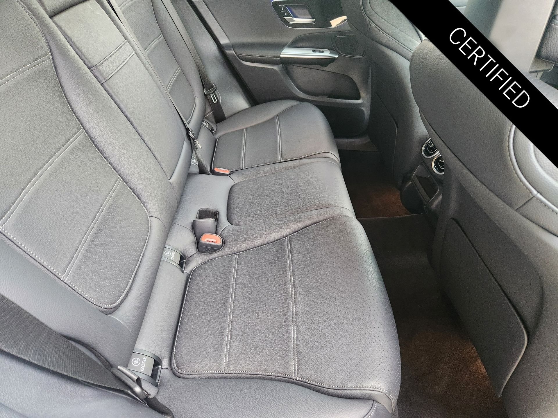 Certified Used 2026 MANUFAKTUR Alpine Gray Mercedes-Benz GLC 300 image 31