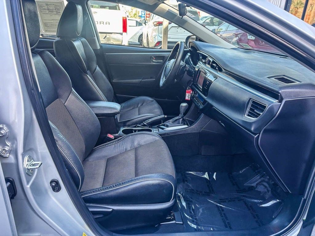 Used 2015 Classic Silver Metallic Toyota S Plus image 18