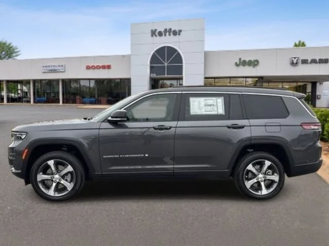 New 2025 Gray Jeep Limited image 2