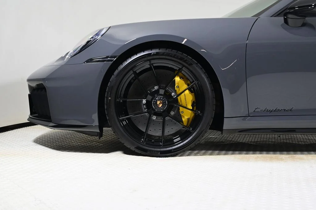 Used 2026 Slate Grey Neo Porsche Carrera GTS image 34