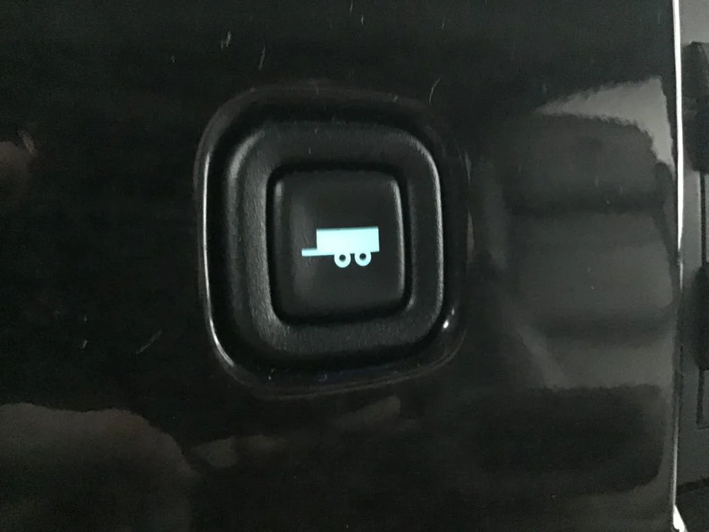 Used 2020 Black Chevrolet Explorer Limited SE image 34