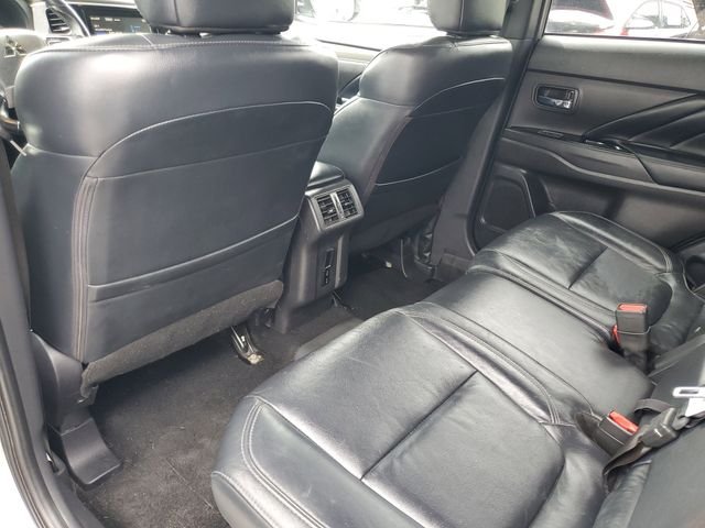 Used 2022 Silver Mitsubishi GT image 23