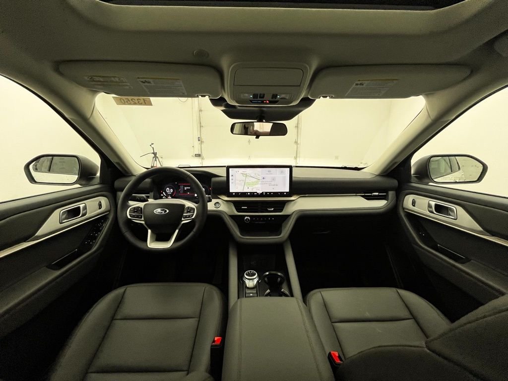 New 2026 White Ford Active image 3