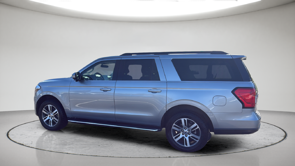 Used 2023 Silver Metallic Ford XLT image 11