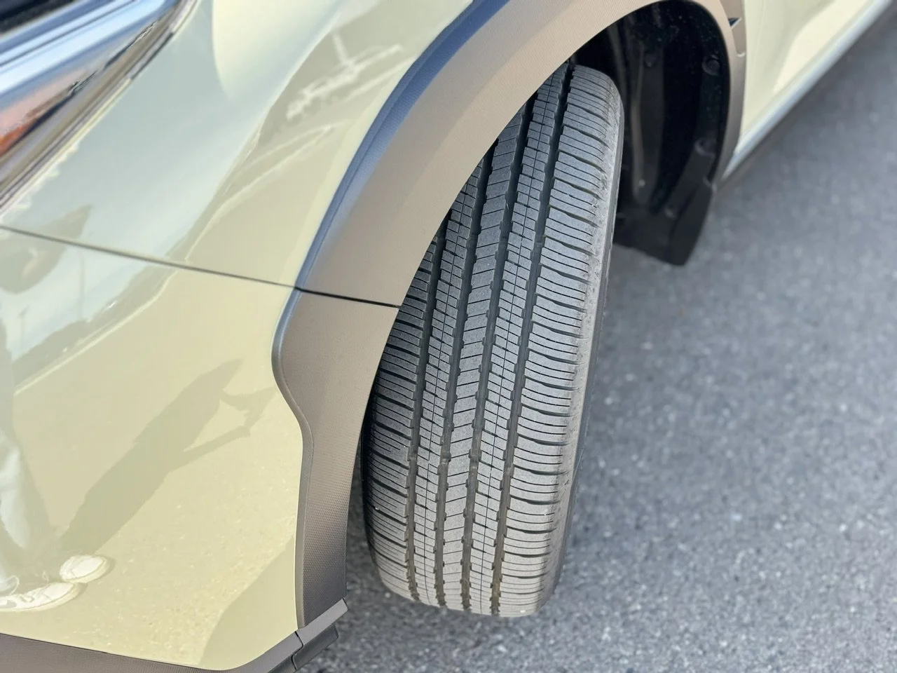 New 2026 Sand Dune Pearl Subaru Limited Hybrid image 54